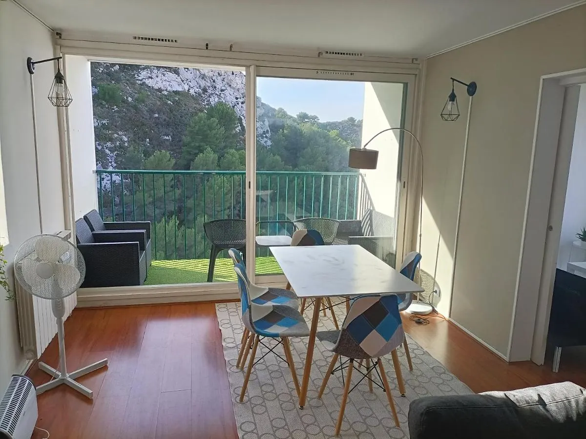 Apartment Vue Mer Et Montagne Dans Parc Du Roy D'Espagne, Up To 7 People Marseille France