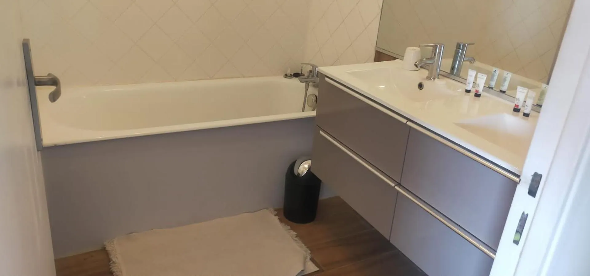 Vue Mer Et Montagne Dans Parc Du Roy D'Espagne, Up To 7 People Apartment Marseille