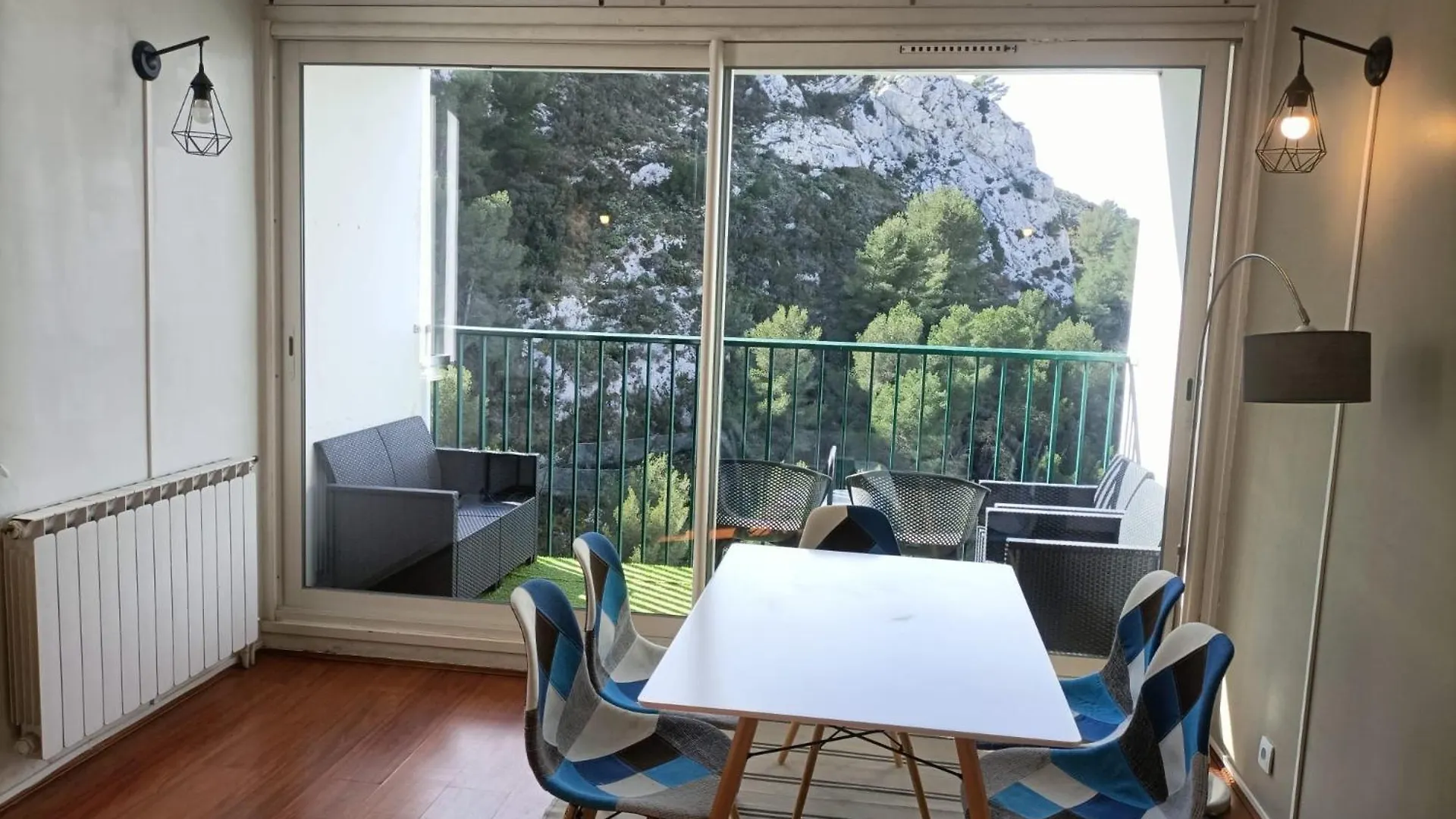 Vue Mer Et Montagne Dans Parc Du Roy D'Espagne, Up To 7 People Marseille Apartment